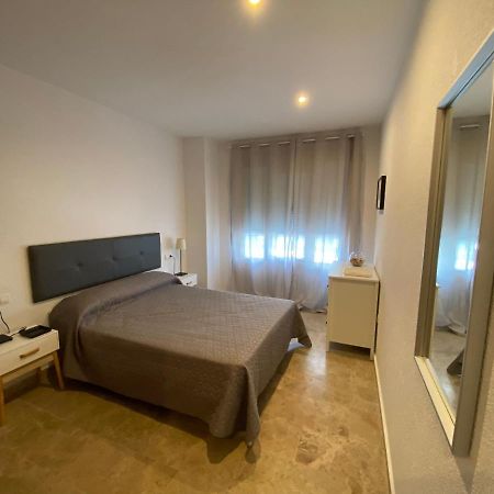 Apartamento Tia Maria Кадис Екстериор снимка